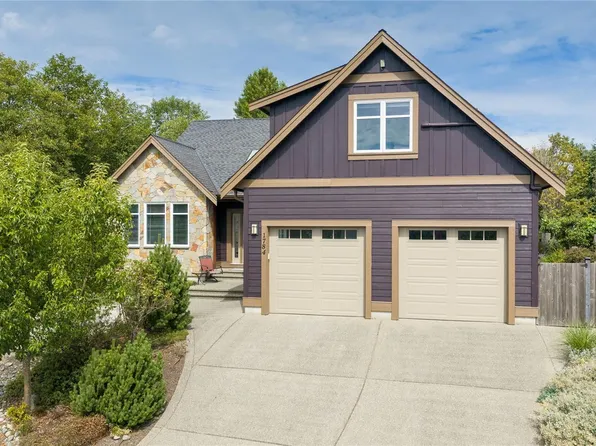 1784 Admiral Tryon Blvd, Nanaimo, BC V9P 2V2