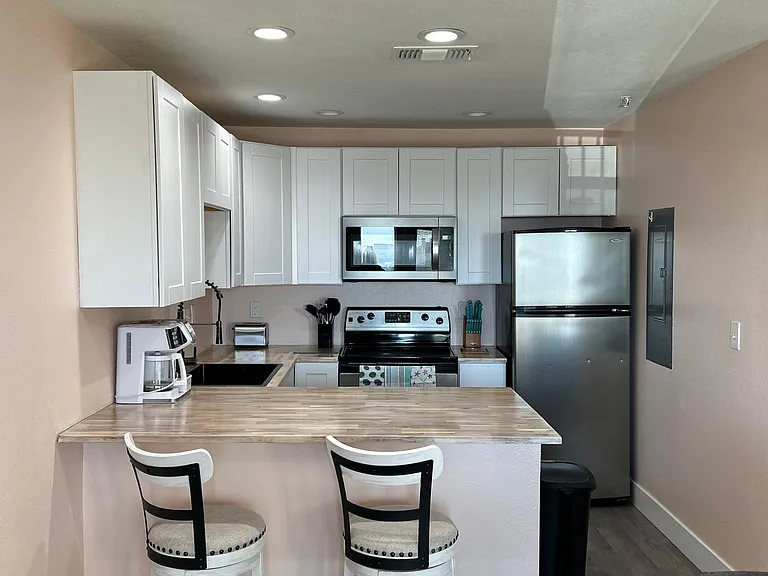 13351 Johnson Beach Rd #409E — Photo 4