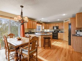 1133 Lorraine Ct, Carver, MN 55315