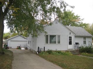 805 Johnson Ave, Worthington, MN 56187