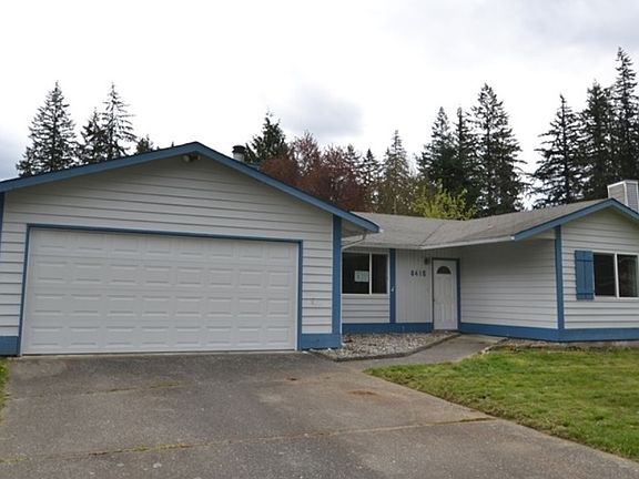3rd image of 6415 20th Dr NE