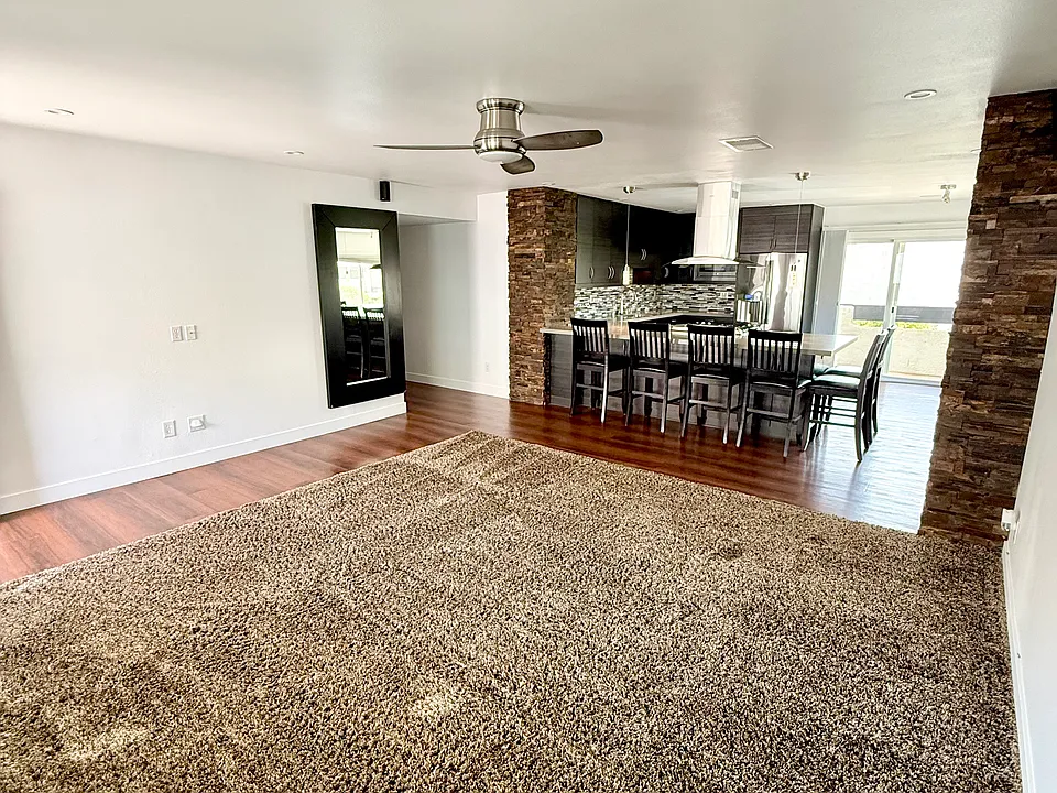 1950 S Palm Canyon Dr #141