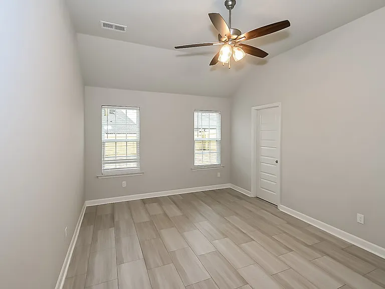 8105 Aiden Rd — Photo 14