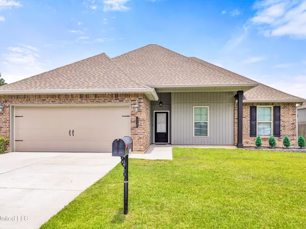 13248 River Bluff Dr, Diberville, MS 39540