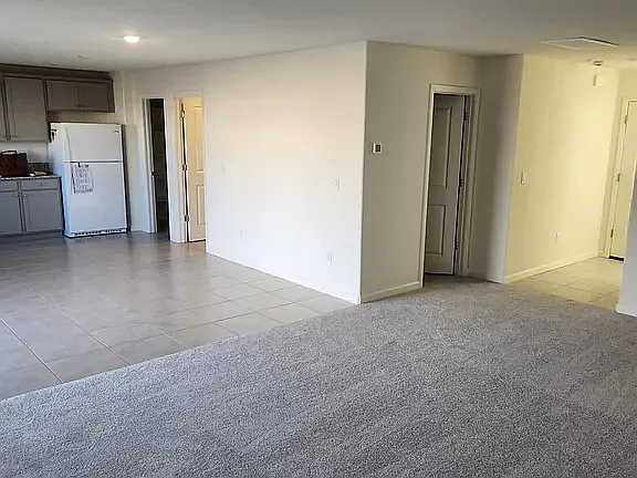 3 bed, 2.5 bath, 1614 sqft, $2,500 — Photo 3
