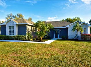 2809 Chatsworth Ln, Lakeland, FL 33812