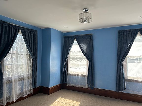 3rd image of 166 Highland Ave