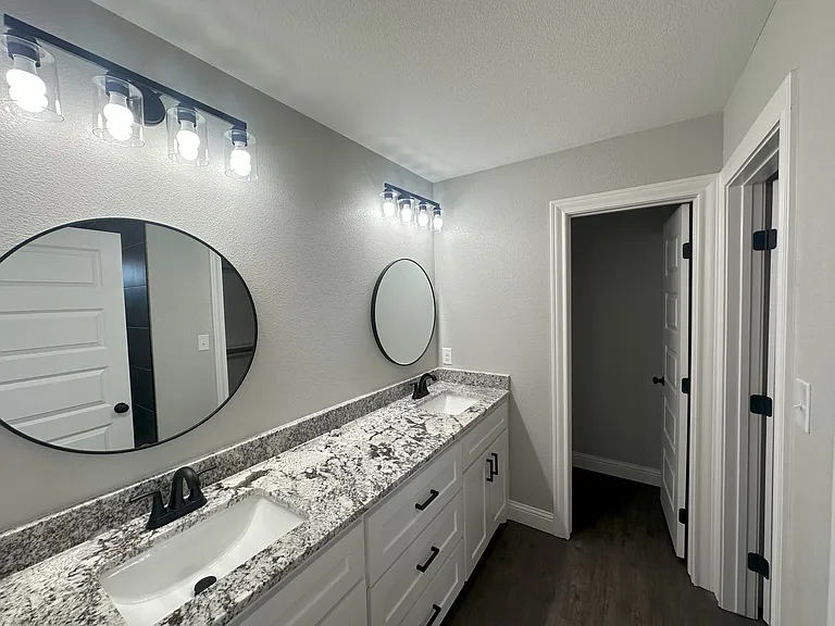 401 Kristie Path — Photo 9