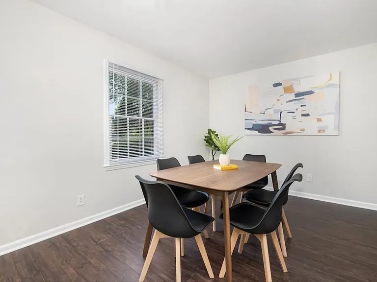 3909 Woodbriar Trl — Photo 7