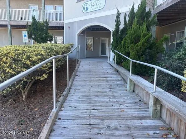 100 Lighthouse Lane #C1, Cedar Point, NC 28584