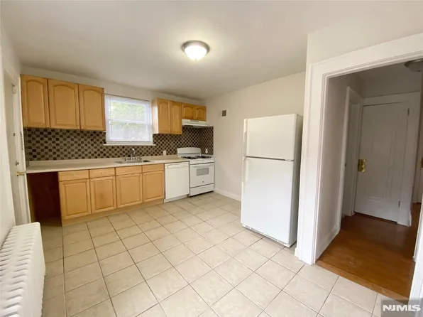 1341 Palisade Avenue image 4 of 10