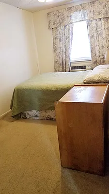 Rented by Azure Realty NY LLC | media 27