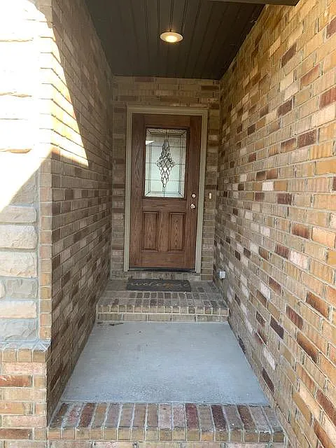 Building Photo - 817 E Crystal Ave #817