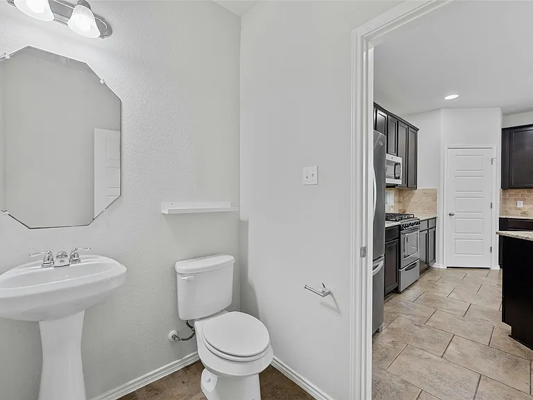 9924 Milla Cir — Photo 24