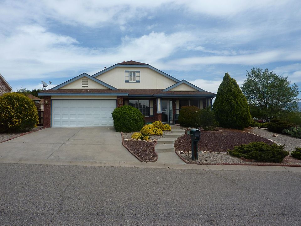 1st image of 2 Aspen Ter