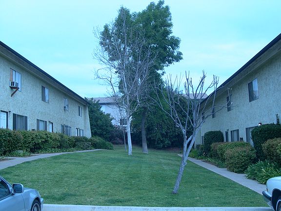 2nd image of 11934 Royal Rd