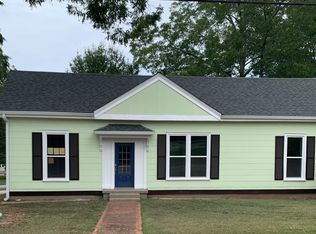32 Carmichael St, Newnan, GA 30263