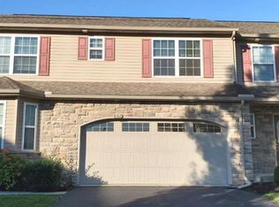 6102 Terry Davis Ct, Harrisburg, PA 17111