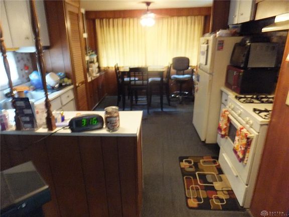 3rd image of 116 Airstream Dr