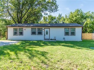 5676 Mott St, Nevada, TX 75173