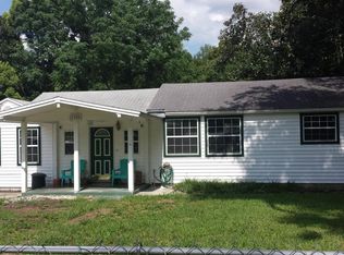 2305 Peach Dr, Jacksonville, FL 32246