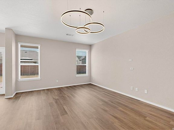 5th image of 2038 Trumans Hill