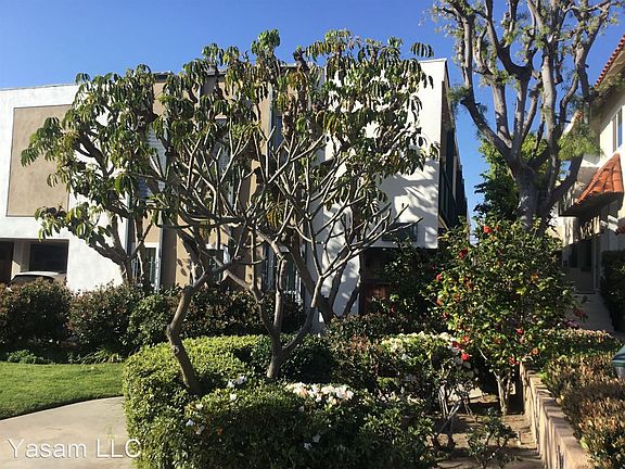 4th image of 3521 Mentone Ave #1