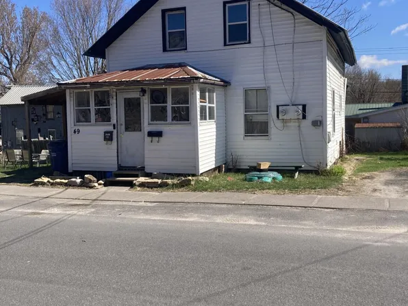 49 Front St, Malone, NY 12953