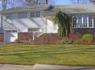 169 Laurel Dr, Oradell, NJ 07649