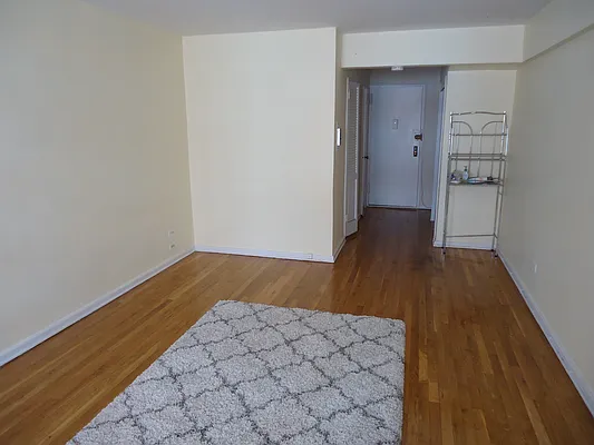 Rented by null | media 4