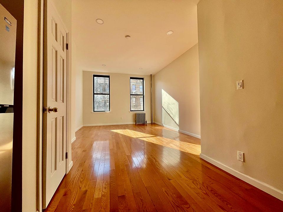 1st image of 95 Saint Marks Pl APT 8