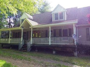 40 Pleasant View Rd, Pleasant Valley, NY 12569
