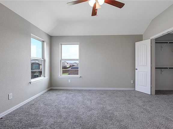 4th image of 7109 Mohegan Dr
