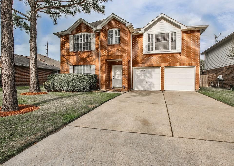 1st image of 10810 Glenora Dr