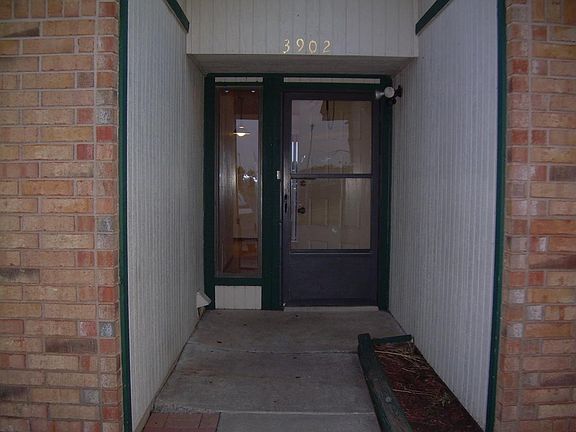 2nd image of 3902 SW Mesquite Dr
