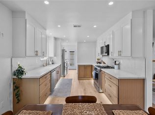 1006 E Ridgewood St, Long Beach, CA 90807