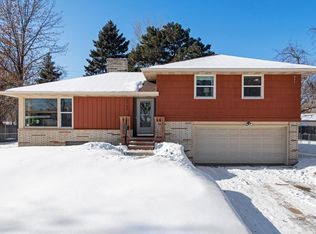 5709 Twin Lake Ter N, Minneapolis, MN 55429