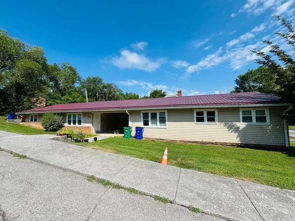 100 Edgewood Ln #1, Blacksburg, VA 24060