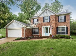 16545 Forest Pine Dr, Ballwin, MO