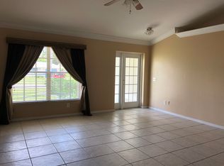2131 SW 14th Pl, Cape Coral, FL 33991