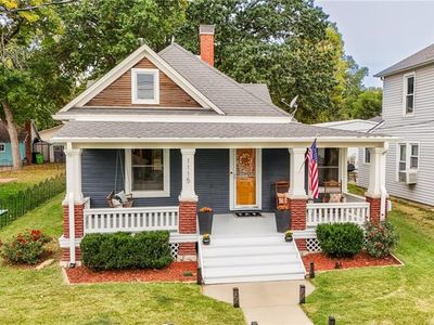 1115 7th St, Baldwin City, KS, 66006