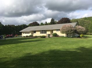 10 Elmridge Rd, Jamesville, NY 13078