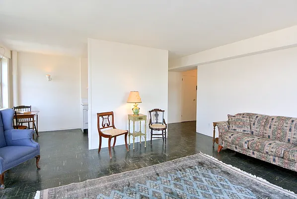 Sold by Douglas Elliman | media 10