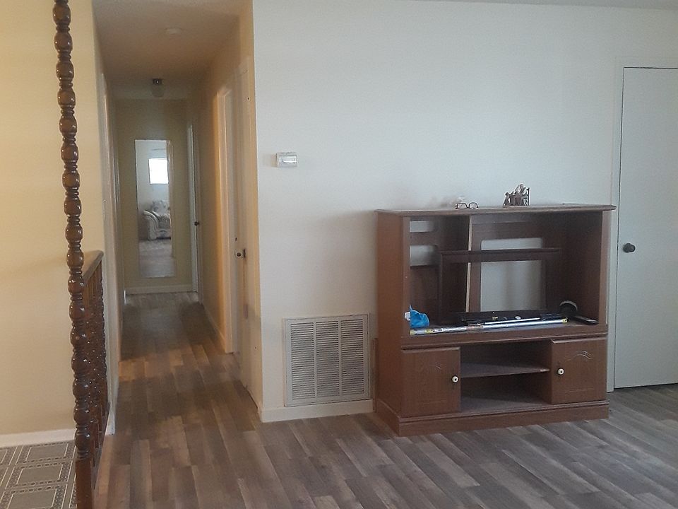 1st image of 1075 Pinecrest Dr