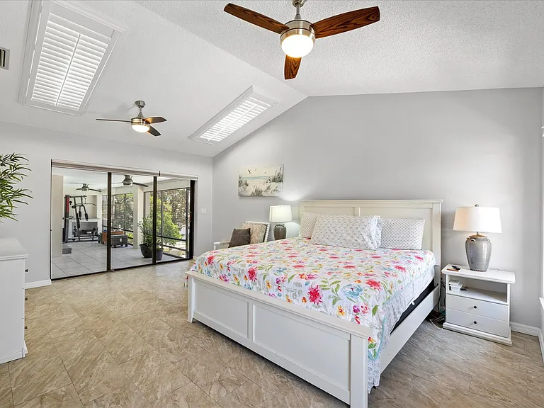 3534 Seaway Dr — Photo 29