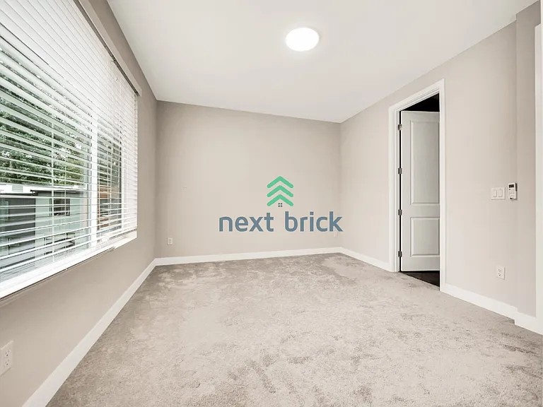 1226 131st Ct NE — Photo 14