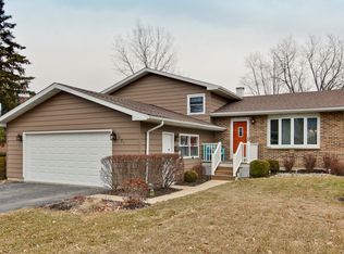 631 Garys Dr, Antioch, IL 60002