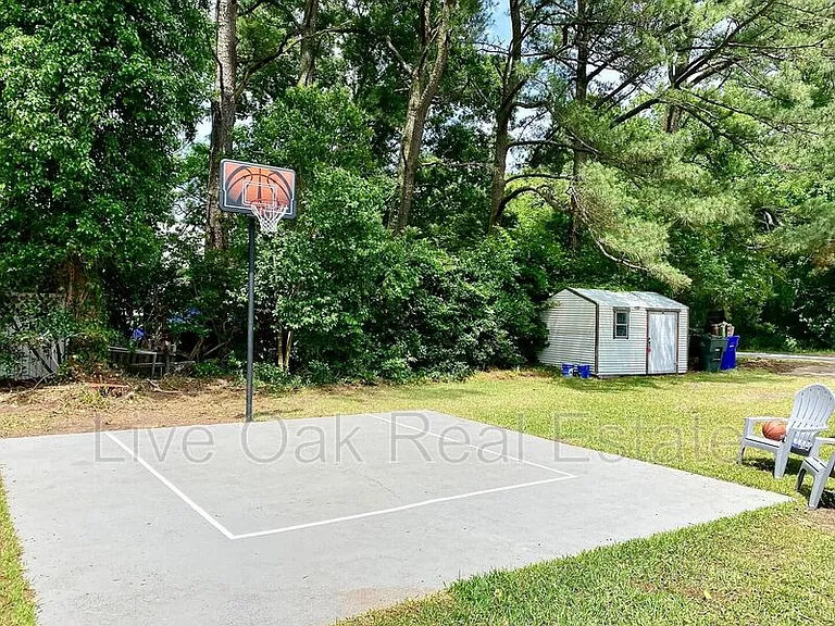 7147 Midfield St #A — Photo 3
