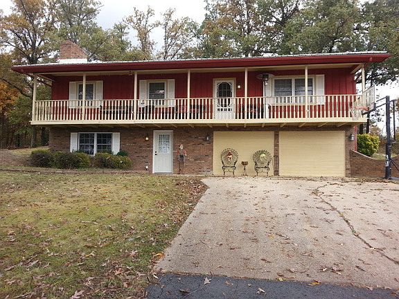 3rd image of 16591 Chateau Ln