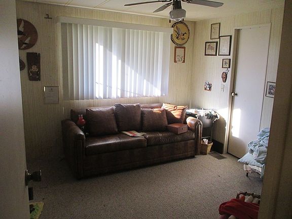 5th image of 220 Palo Verde Dr